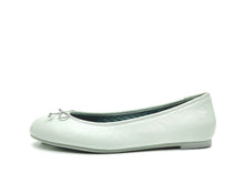 画像をギャラリービューアに読み込む, Ballet.1 (浅め) -Gray-