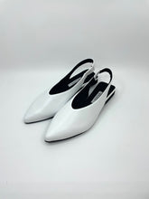 画像をギャラリービューアに読み込む, Back Strap Leather Pumps -White-
